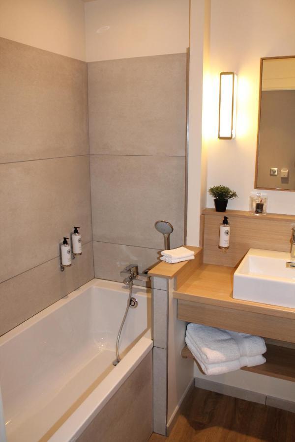 Hotel Jardin Le Pasteur Châlons-en-Champagne Dış mekan fotoğraf