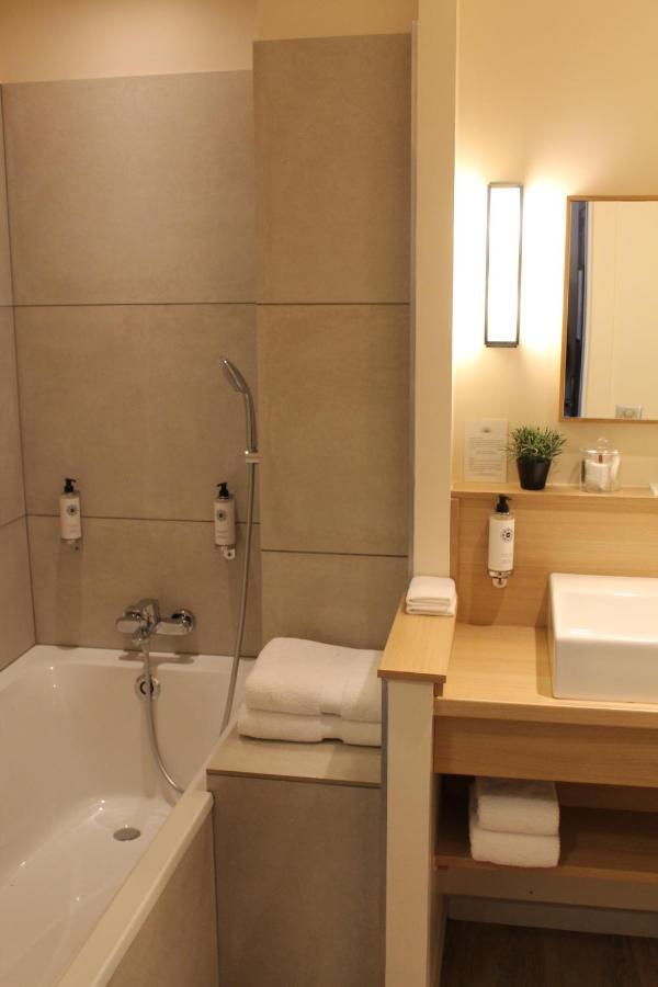 Hotel Jardin Le Pasteur Châlons-en-Champagne Dış mekan fotoğraf